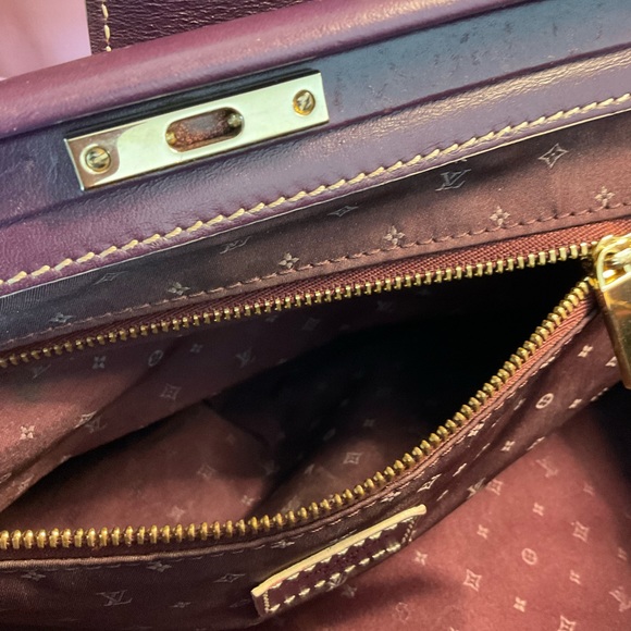 Louis Vuitton Suhali L’Ingenuiex PM slightly Used. - Picture 16 of 16